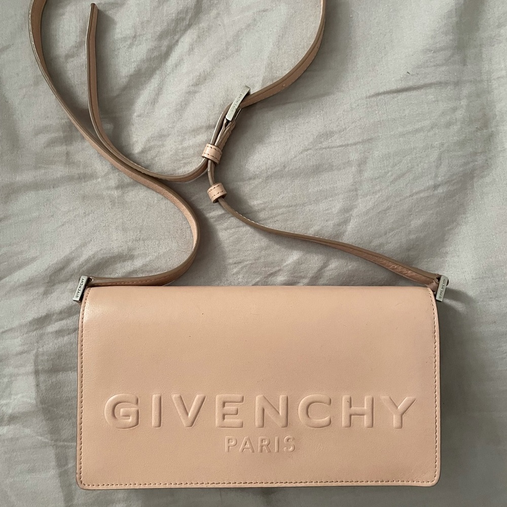 Givenchy shoulder bag. No dust bag or box.
